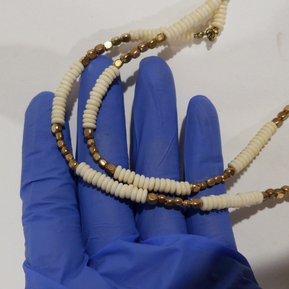 Elegant Gold tone & Cream Beaded Long Necklace - Stylish Women's Fashion Jewelry - Picture 7 of 10